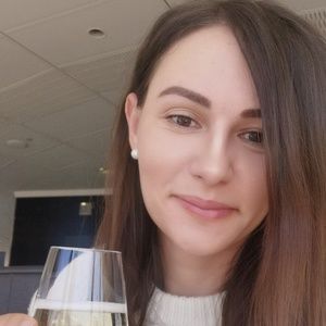 Meet your Posher, Valerie